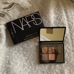 Nars Voyageur Palette - Suede